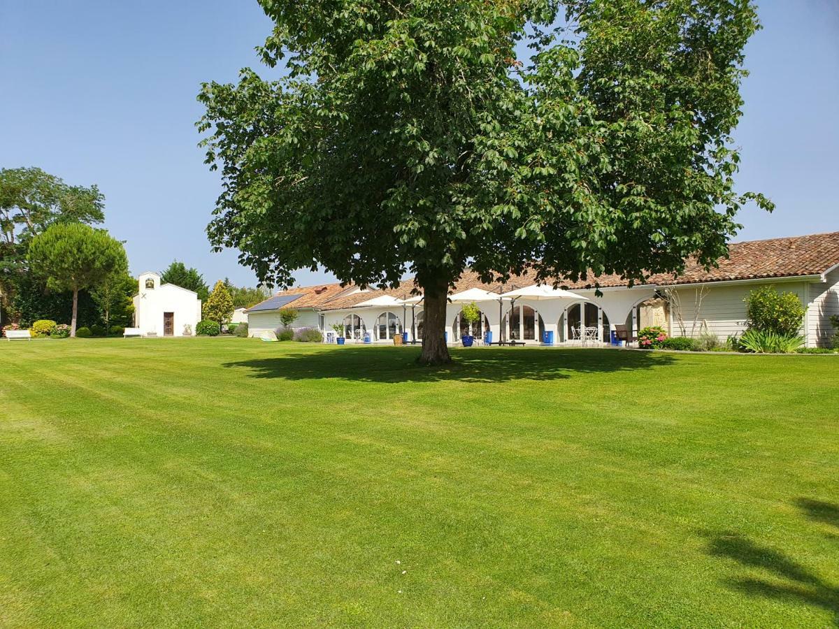 Domaine De Larchey Hotel Saint-Medard-d'Eyrans Exterior photo